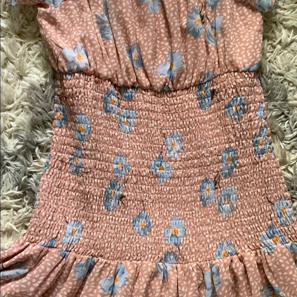 Pretty floral dress - Picture 2 of 3